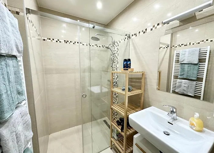 Book-a-room Panda-apartments Apartment